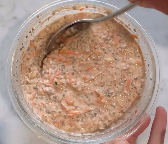 Carrot 'Cake' Overnight Oats