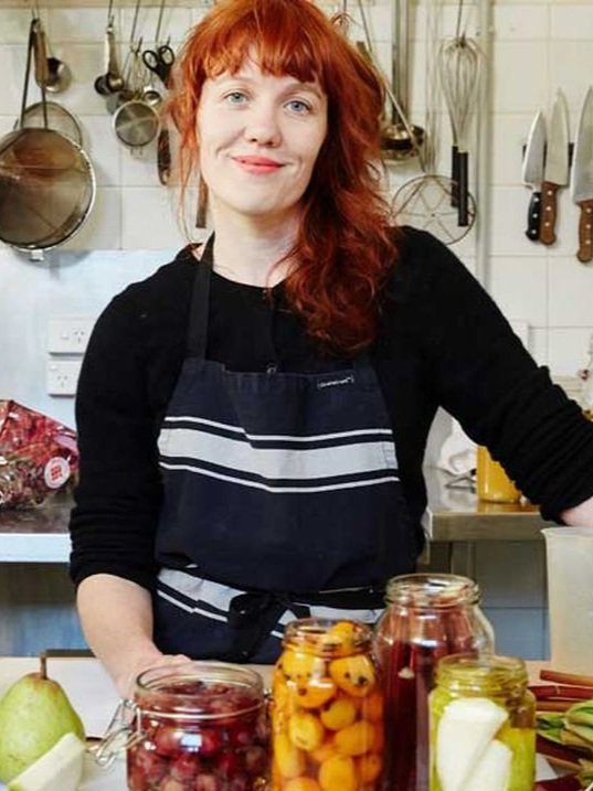 Food hacks and minimising food waste with Alex Elliott-Howery