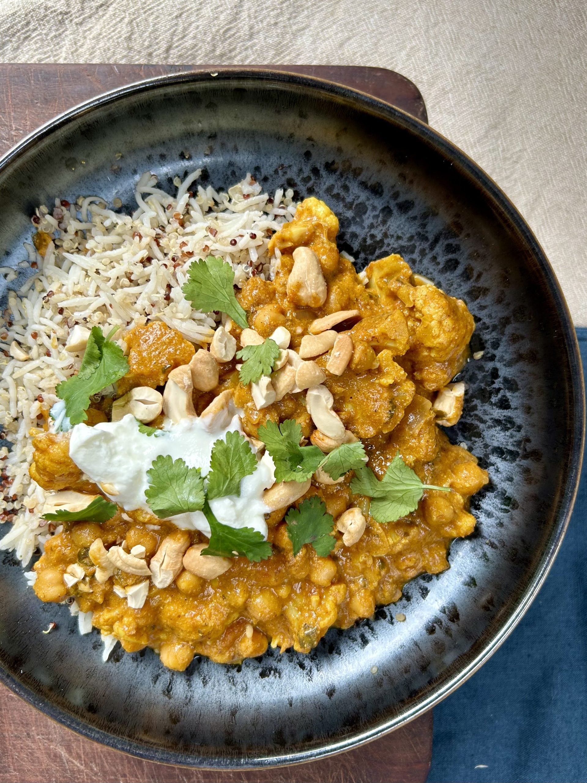 Cauliflower &amp; Chickpea Curry