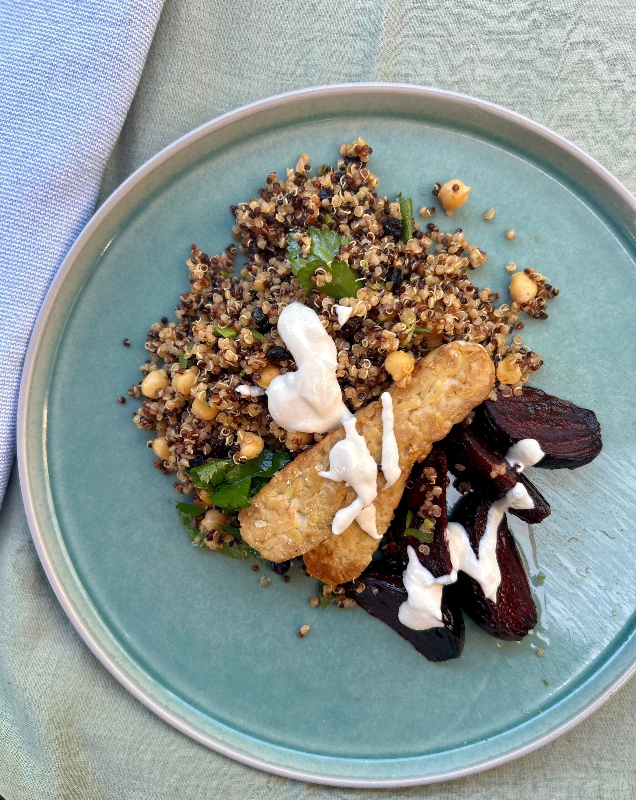 Quinoa Pilaf with beetroot, tempeh and tahini