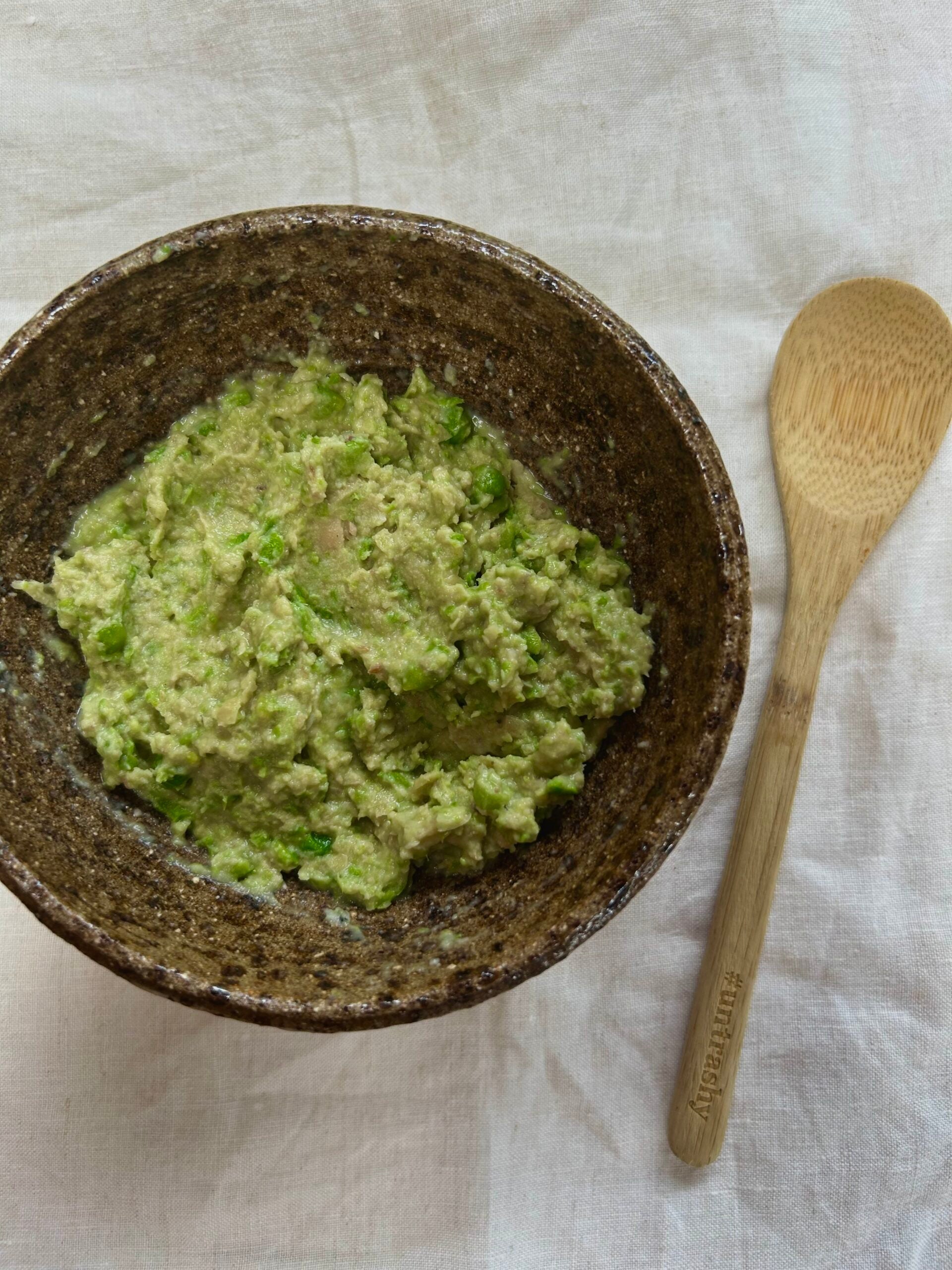 Butter bean, sardine and green pea puree