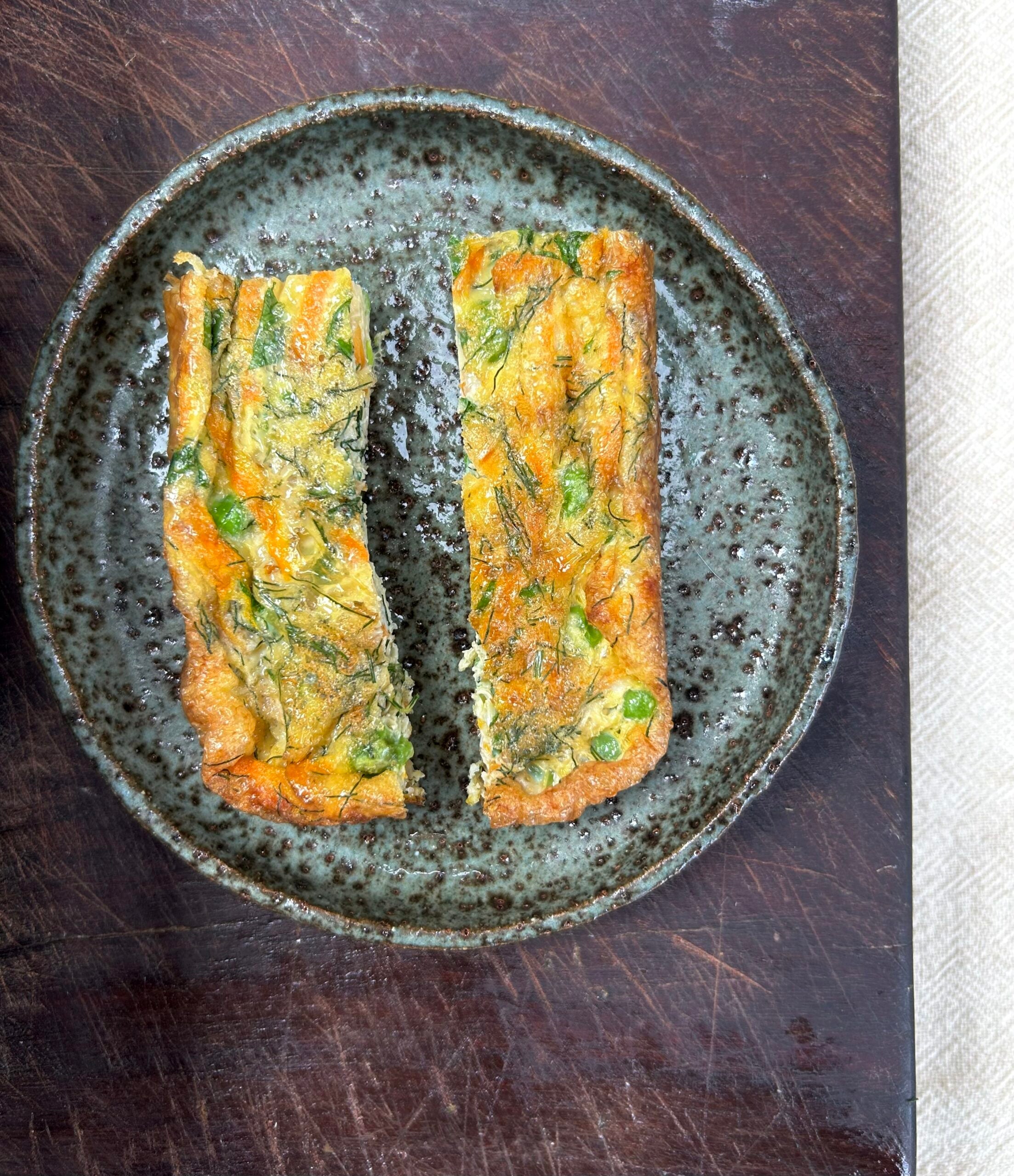 Easy frittata- with peas and carrot